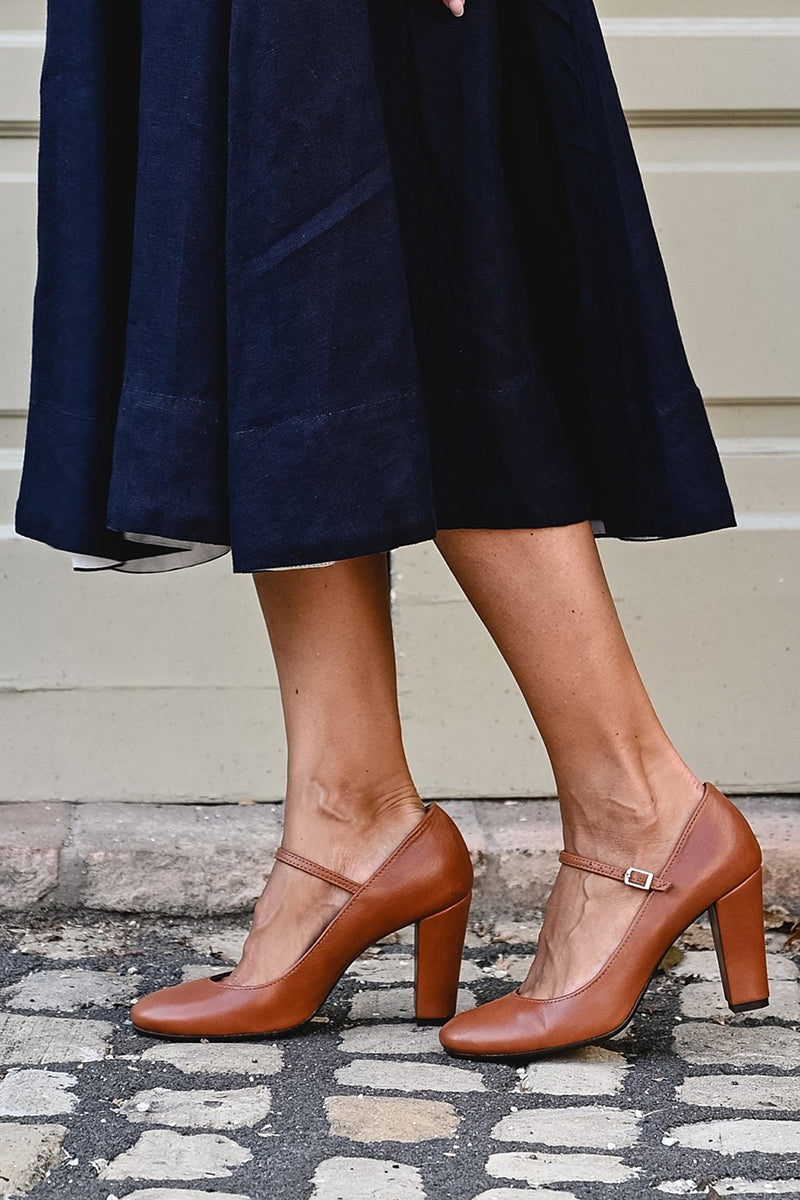 Bravina - Daily Orthopedic Sandals with Small Heel