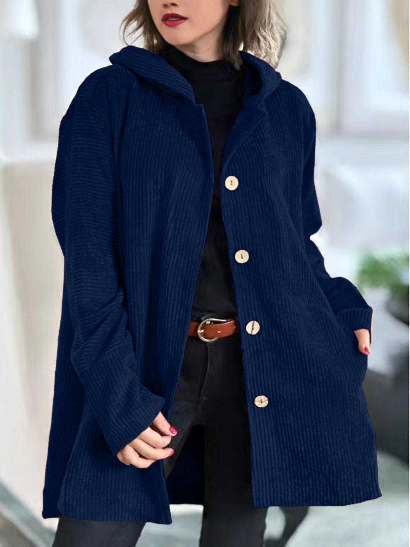 Stephanie - Very comfortable hooded jacket