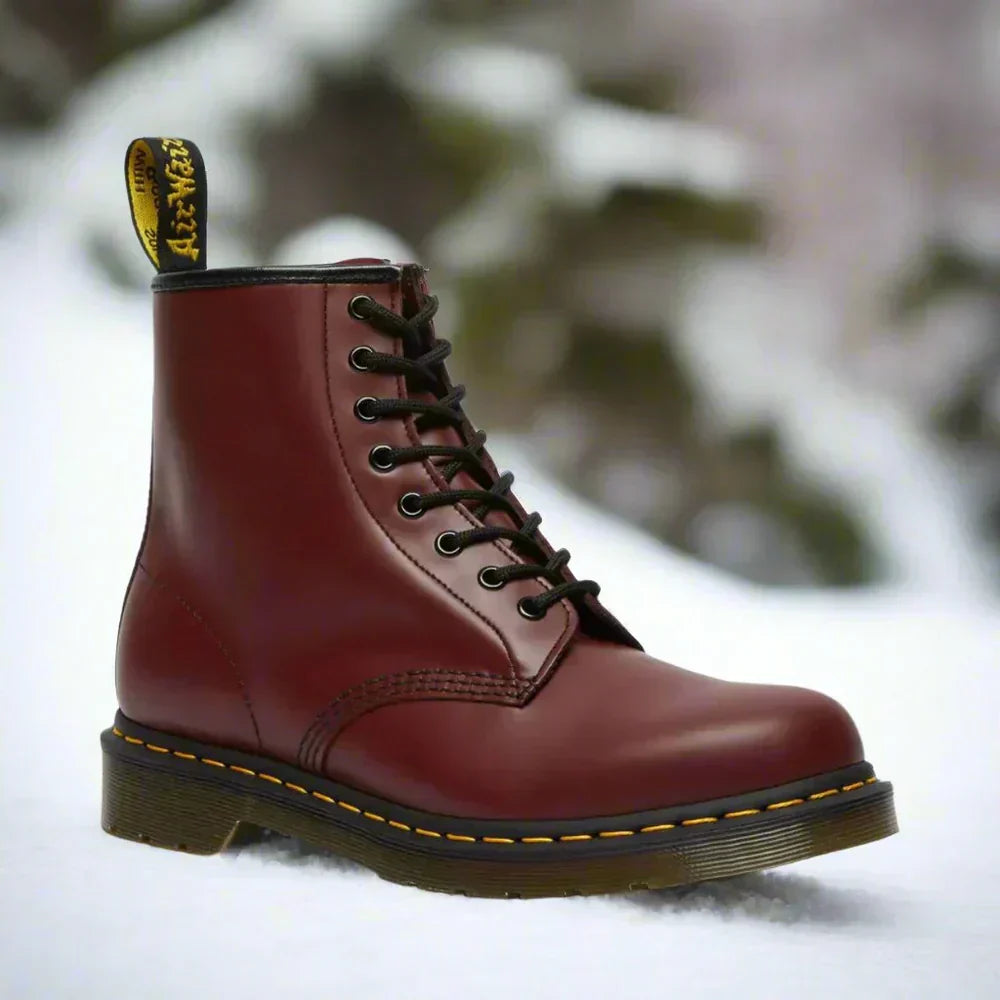 Dr. Martens – Elegant Lace Up Boots