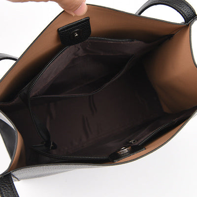 Fera - Elegant and Timeless Shoulder Bag