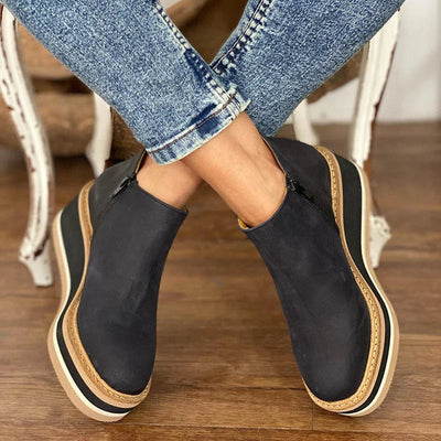 Quinn - Elegant Waterproof Boots