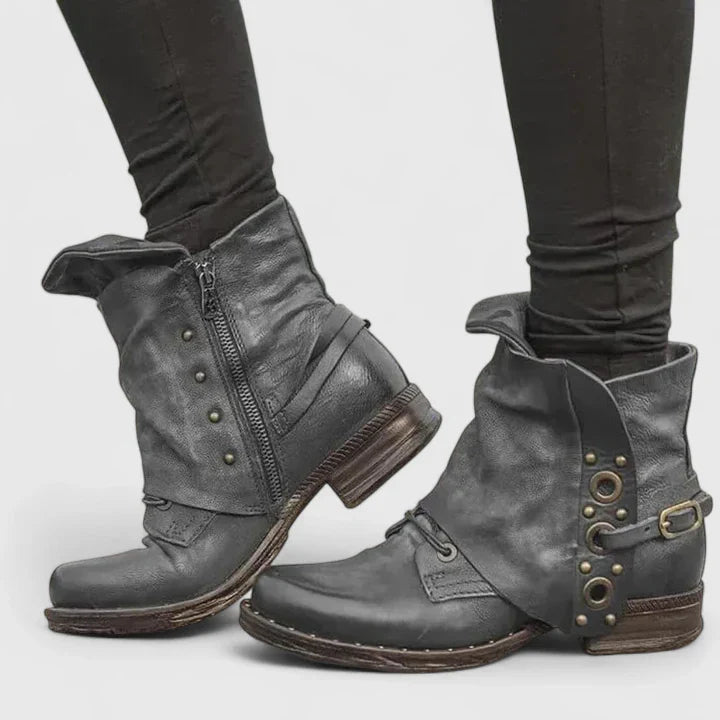 Nora - Orthopedic Boots
