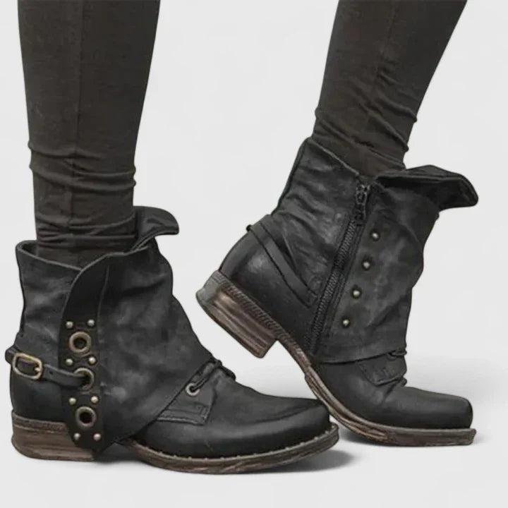 Nora - Orthopedic Boots