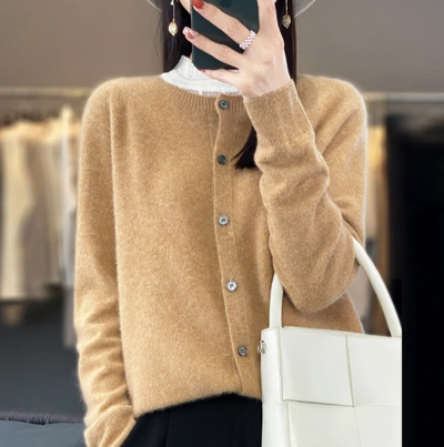 Vivienne - Warm Cozy Cardigan