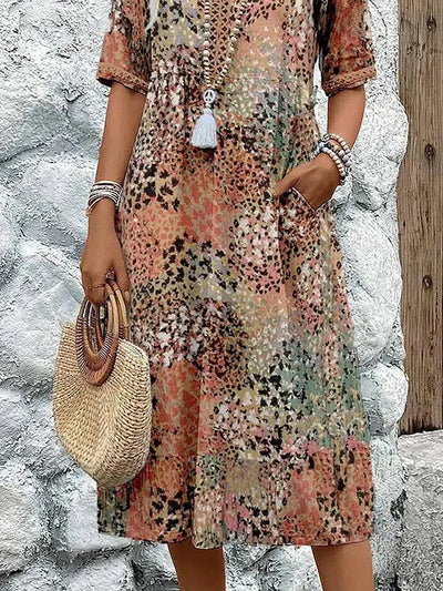 Lina - Lightweight Dress with V-Neck