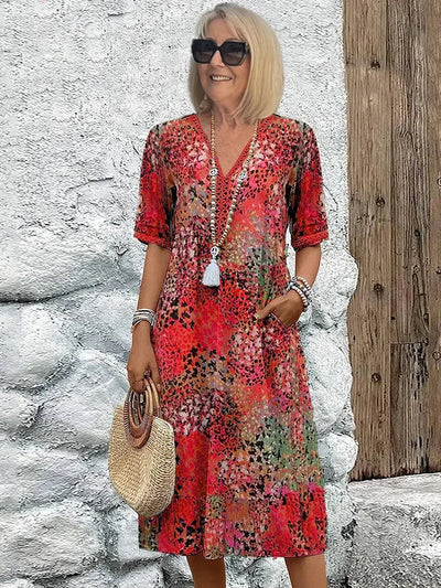 Lina - Lightweight Dress with V-Neck