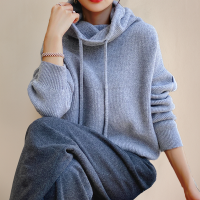 Camille - Elegant Sweater with High Neck