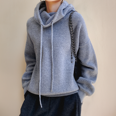 Camille - Elegant Sweater with High Neck