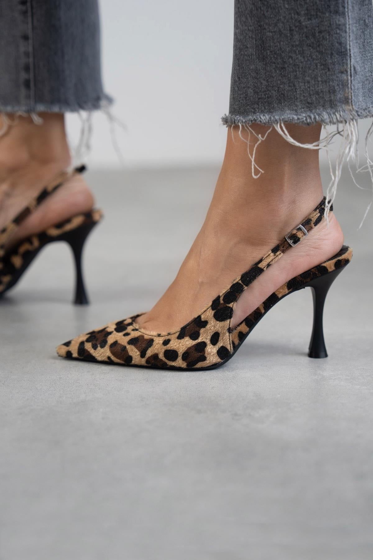Mabel & June – Suede Orthopedic Sandals