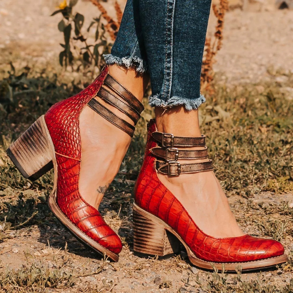 Ginevra - Multi-Strap Orthopedic Heels with Thick Heel
